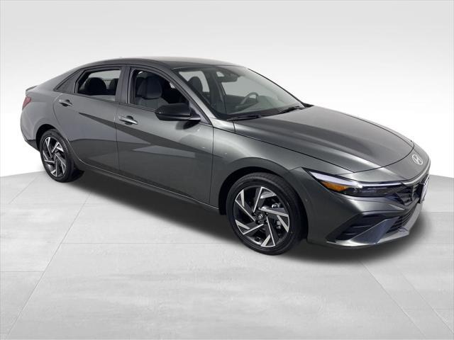 new 2025 Hyundai Elantra car, priced at $26,195