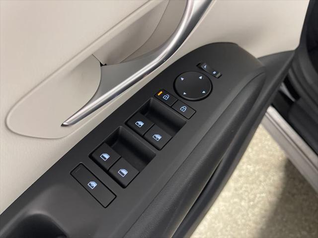 new 2025 Hyundai TUCSON Hybrid car, priced at $37,250