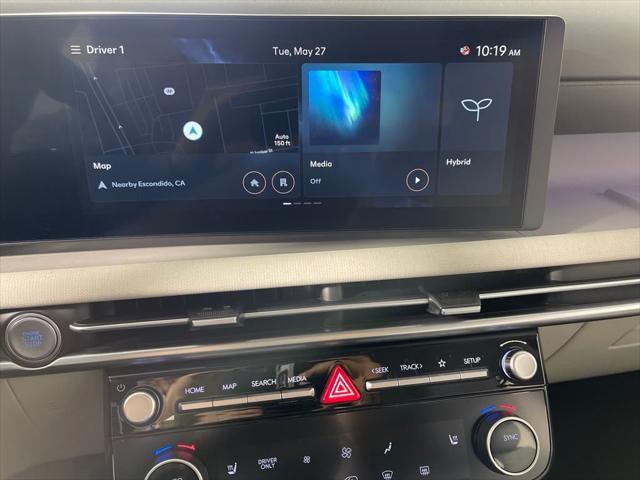 new 2025 Hyundai TUCSON Hybrid car, priced at $37,250