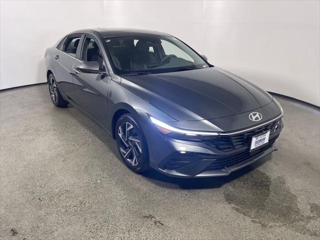 new 2025 Hyundai Elantra car, priced at $26,395