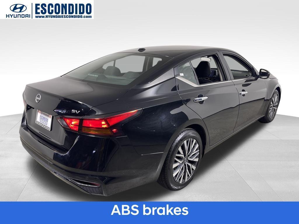 used 2023 Nissan Altima car, priced at $19,295
