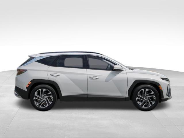 new 2025 Hyundai Tucson car, priced at $40,120