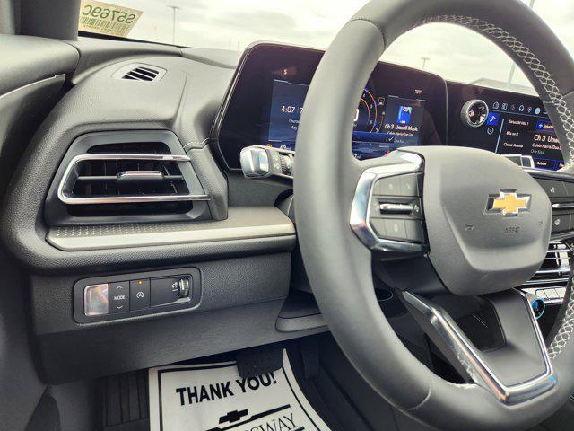 new 2025 Chevrolet Traverse car, priced at $43,080