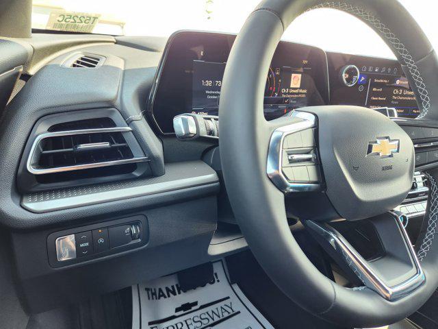 new 2026 Chevrolet Traverse car, priced at $43,085