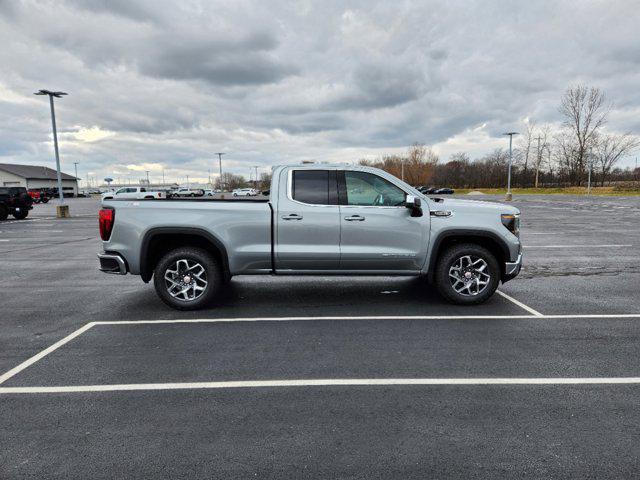 new 2025 GMC Sierra 1500 car, priced at $54,165