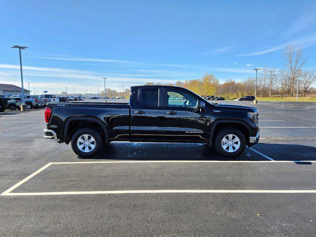 new 2025 GMC Sierra 1500 car, priced at $42,450