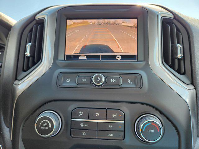 new 2025 Chevrolet Silverado 1500 car, priced at $32,400