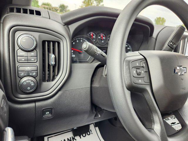 new 2024 Chevrolet Silverado 1500 car, priced at $52,355