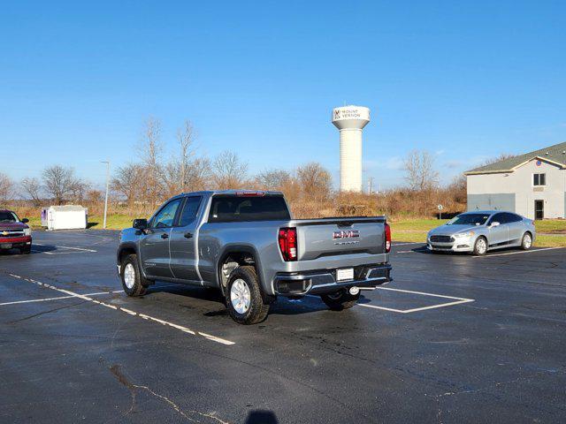 new 2025 GMC Sierra 1500 car, priced at $42,040