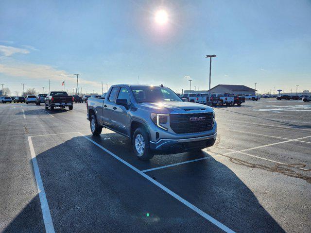 new 2025 GMC Sierra 1500 car, priced at $42,040