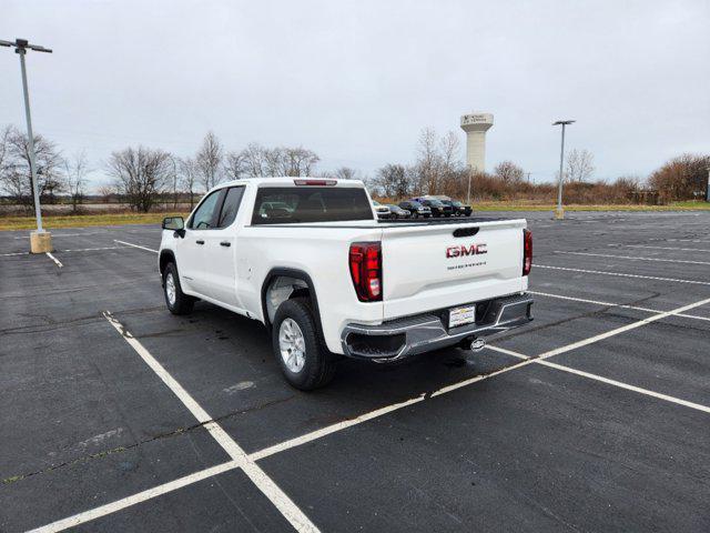 new 2025 GMC Sierra 1500 car, priced at $39,832