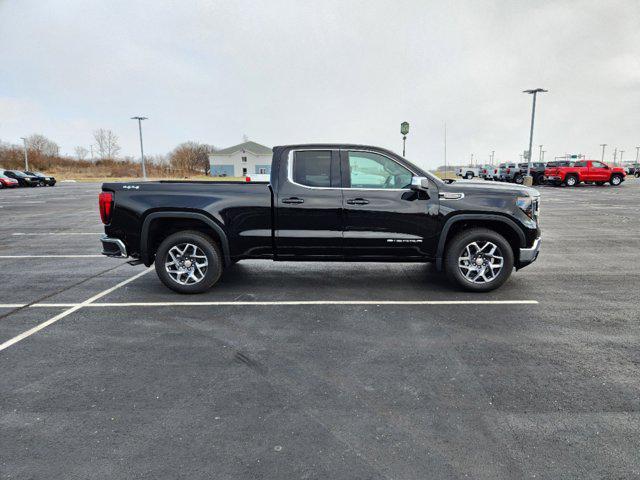 new 2025 GMC Sierra 1500 car, priced at $52,307