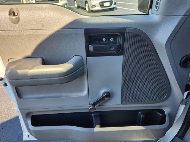 used 2006 Ford F-150 car, priced at $7,300