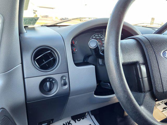 used 2006 Ford F-150 car, priced at $7,300