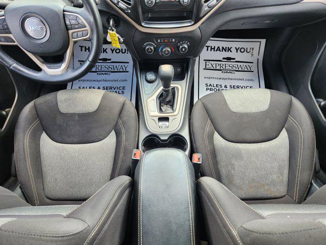 used 2018 Jeep Cherokee car, priced at $13,255