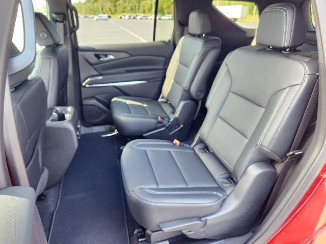 new 2026 Chevrolet Traverse car, priced at $44,312