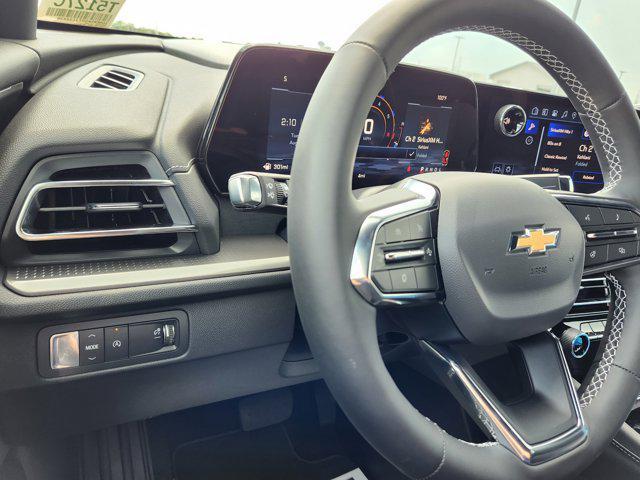 new 2026 Chevrolet Traverse car, priced at $44,160