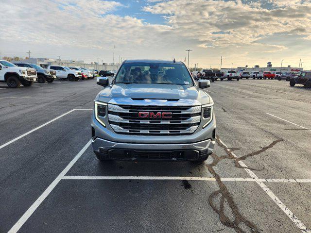 new 2025 GMC Sierra 1500 car, priced at $47,315