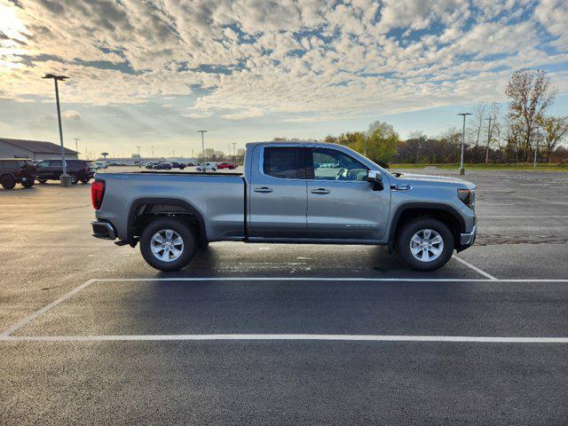 new 2025 GMC Sierra 1500 car, priced at $47,315