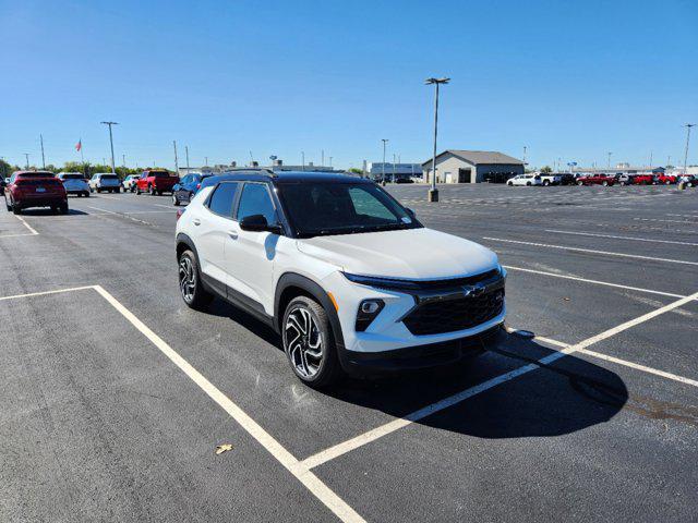 new 2025 Chevrolet TrailBlazer car, priced at $30,330