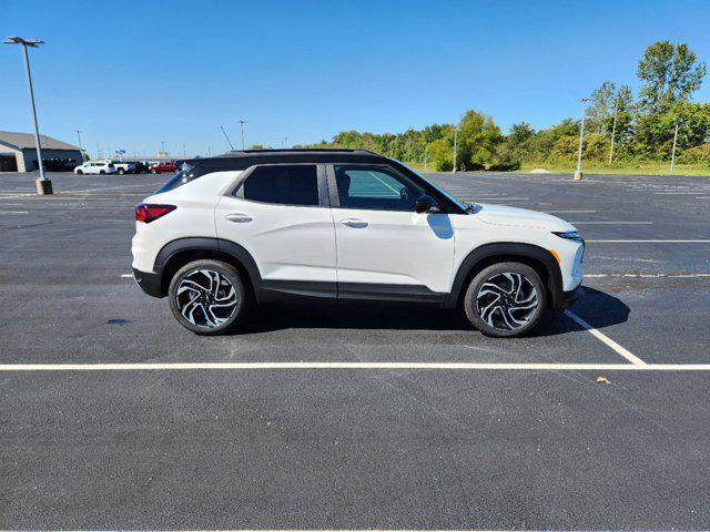 new 2025 Chevrolet TrailBlazer car, priced at $30,330