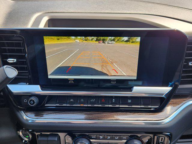 used 2025 Chevrolet Silverado 1500 car, priced at $40,994