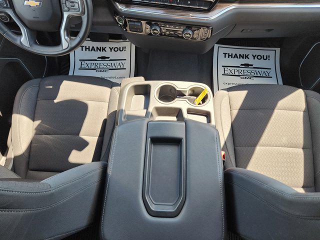used 2025 Chevrolet Silverado 1500 car, priced at $40,994