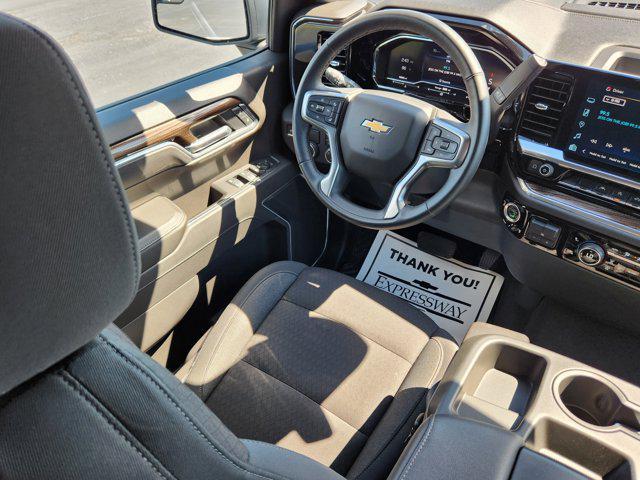 used 2025 Chevrolet Silverado 1500 car, priced at $40,994