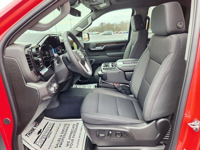new 2025 GMC Sierra 1500 car, priced at $47,051