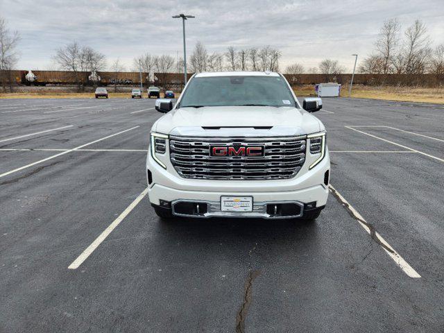 new 2025 GMC Sierra 1500 car, priced at $70,945