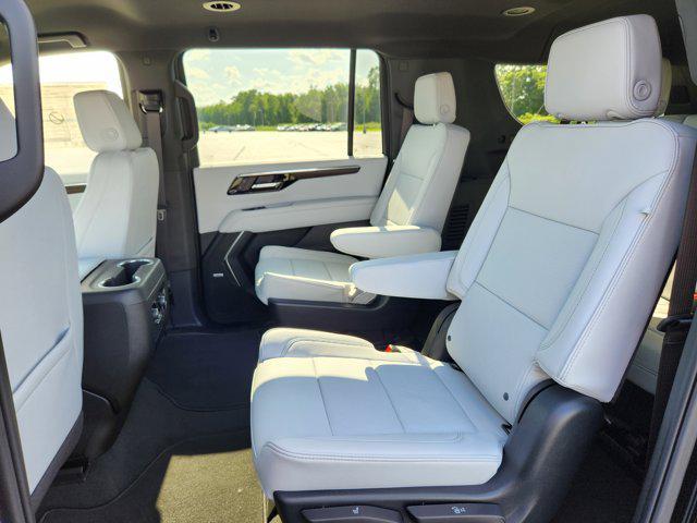 new 2025 Chevrolet Suburban car, priced at $78,076