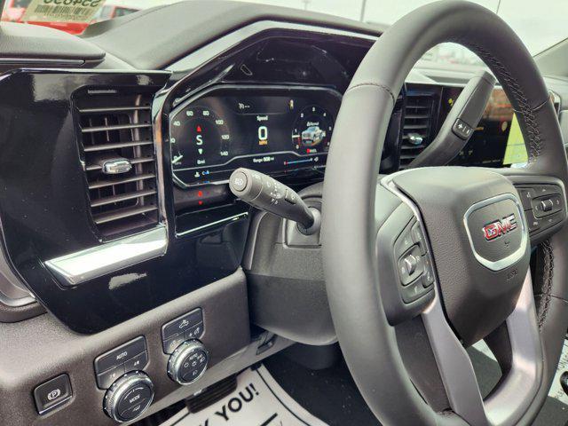 new 2025 GMC Sierra 1500 car, priced at $47,051