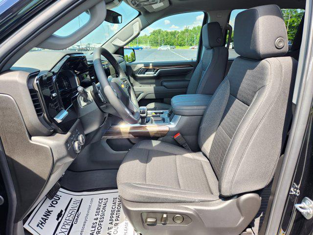 new 2025 Chevrolet Silverado 1500 car, priced at $52,752