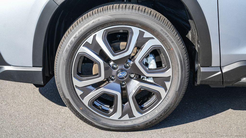 new 2025 Subaru Ascent car, priced at $46,093