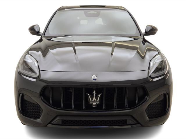 new 2025 Maserati Grecale car, priced at $85,550