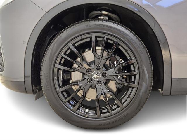 new 2025 Maserati Grecale car, priced at $81,600