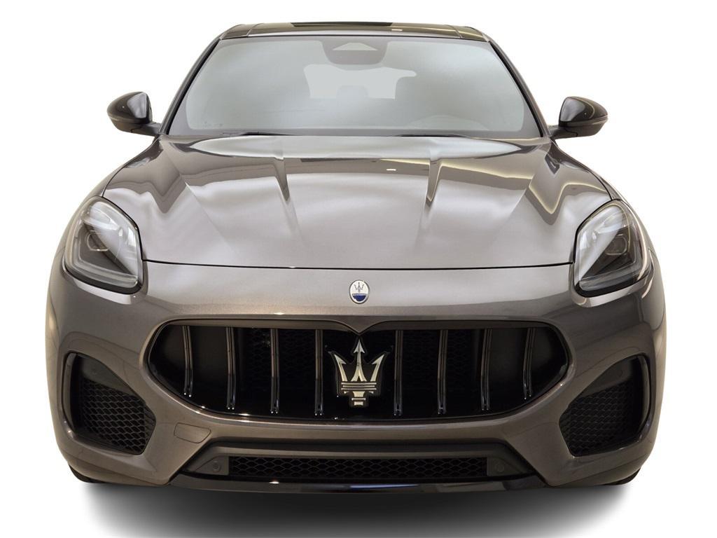 new 2025 Maserati Grecale car, priced at $81,600