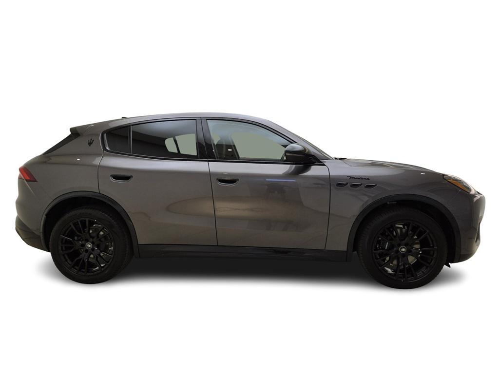 new 2025 Maserati Grecale car, priced at $81,600