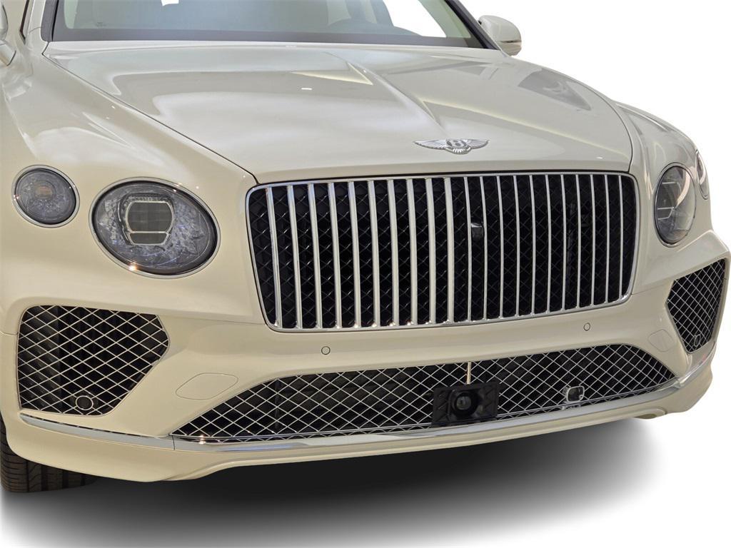 new 2025 Bentley Bentayga car, priced at $275,710