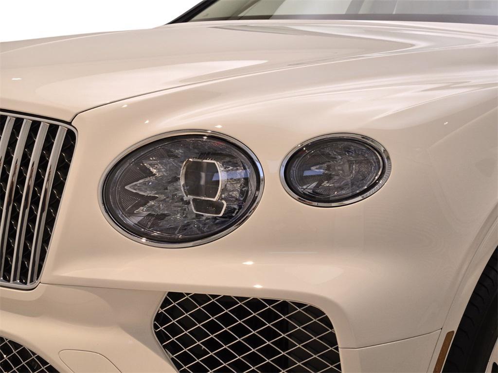 new 2025 Bentley Bentayga car, priced at $275,710