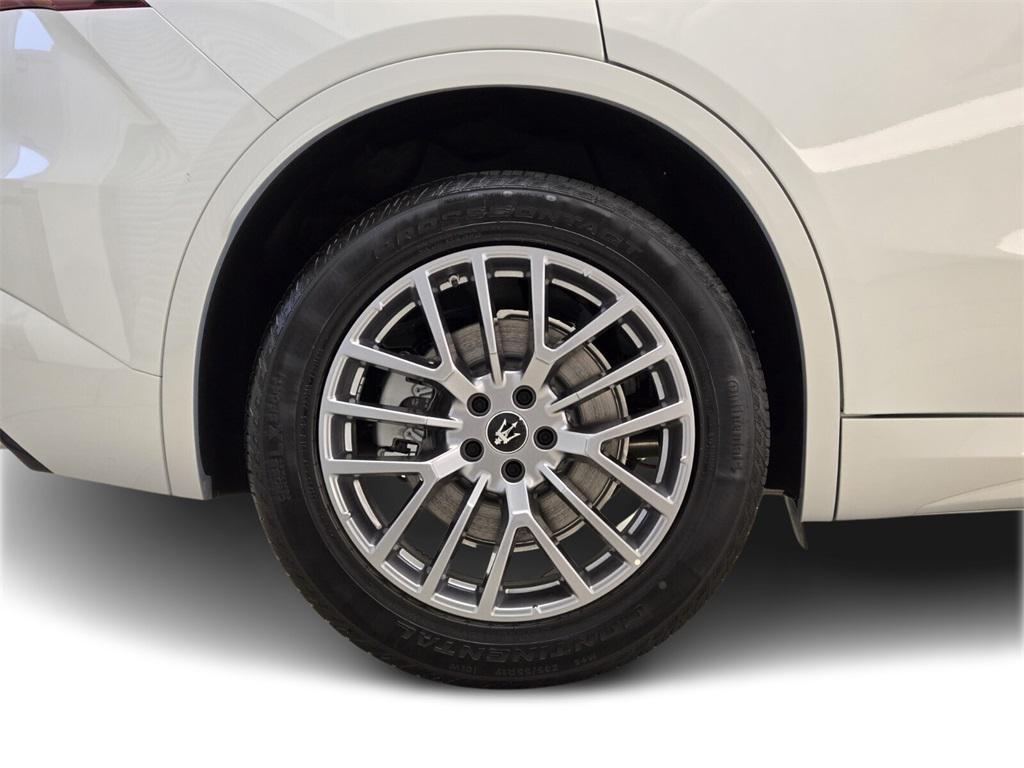 new 2024 Maserati Grecale car, priced at $76,485