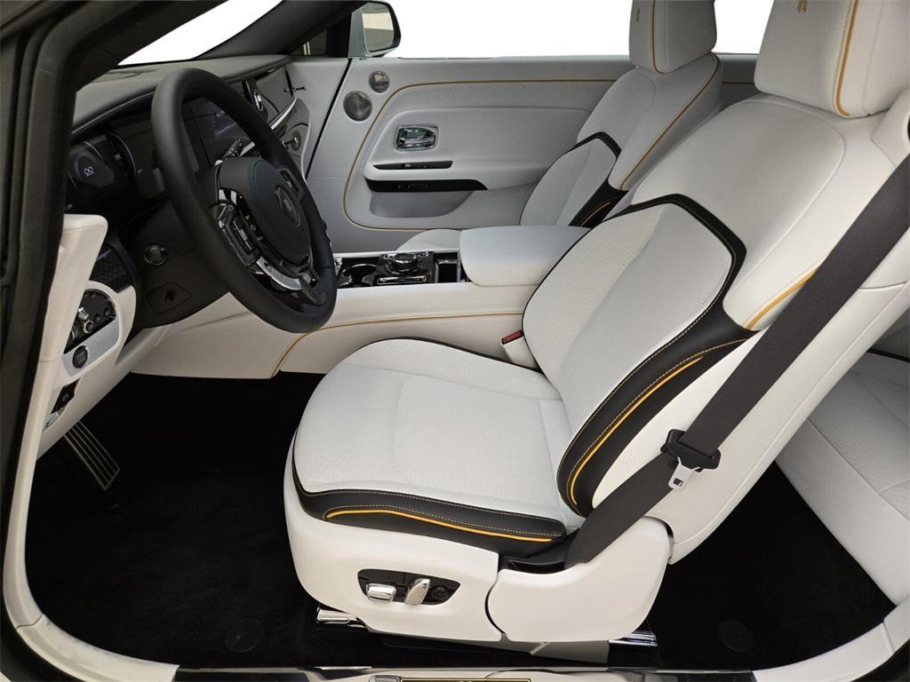 new 2025 Rolls-Royce Spectre car, priced at $576,300