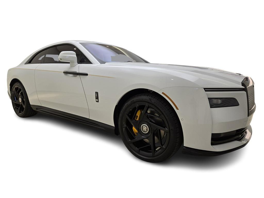 new 2025 Rolls-Royce Spectre car, priced at $576,300