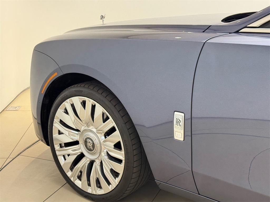new 2025 Rolls-Royce Ghost car, priced at $468,100