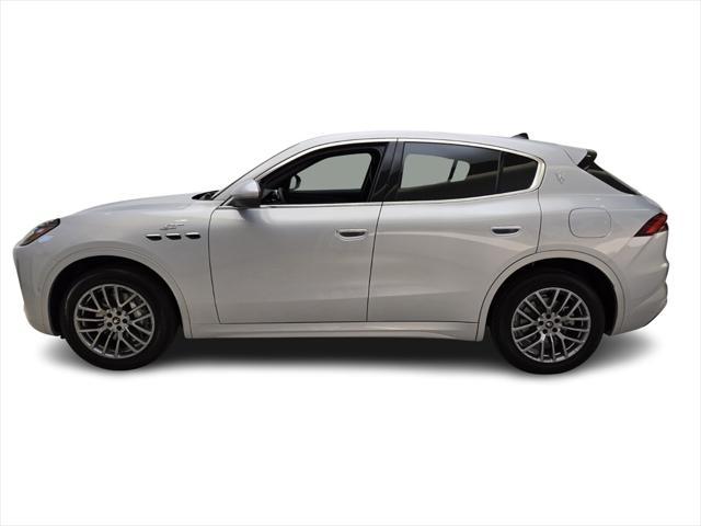 new 2024 Maserati Grecale car, priced at $76,485