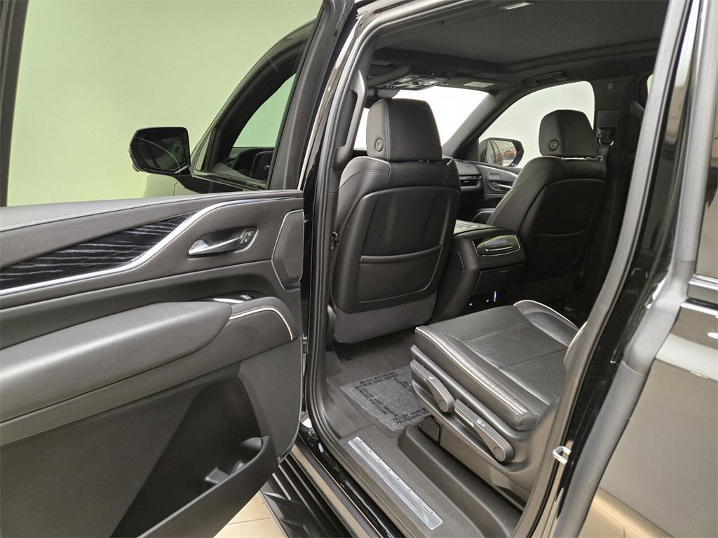 used 2021 Cadillac Escalade ESV car, priced at $62,490