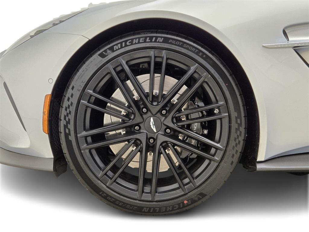 new 2025 Aston Martin Vantage car, priced at $220,900