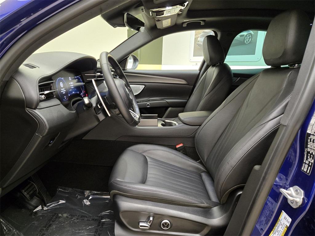 used 2024 Maserati Grecale car, priced at $56,990