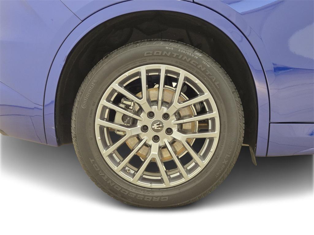 used 2024 Maserati Grecale car, priced at $56,990