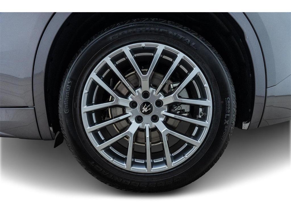 new 2024 Maserati Grecale car, priced at $77,435